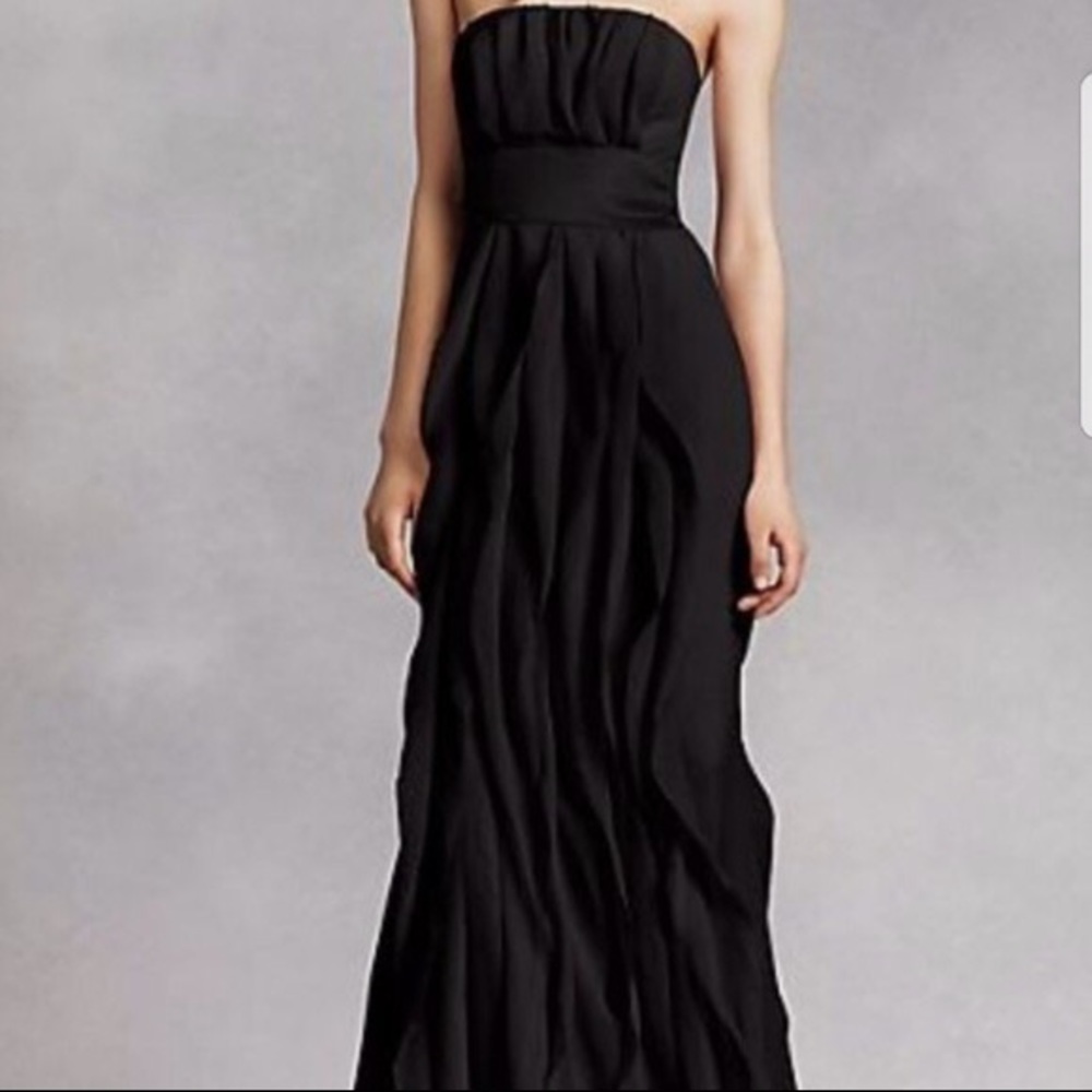 NWOT Vera Wang Strapless Chiffon Gown